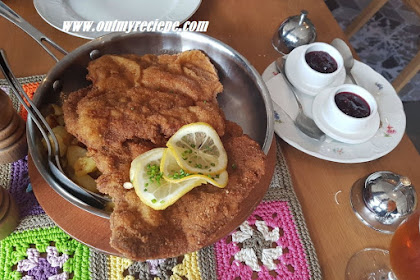 Wiener Schnitzel meat Traditionally made from Vienna Austria