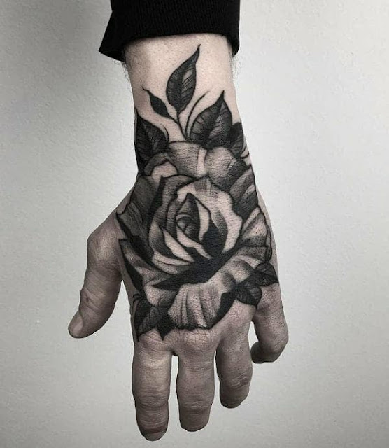 34 tatuagens masculinas para as mãos