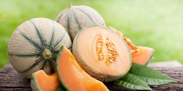 Cantaloupe fruits