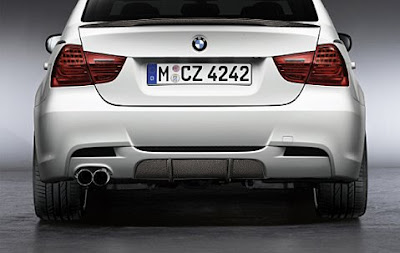 Trim in carbon for BMW Performance diffuser