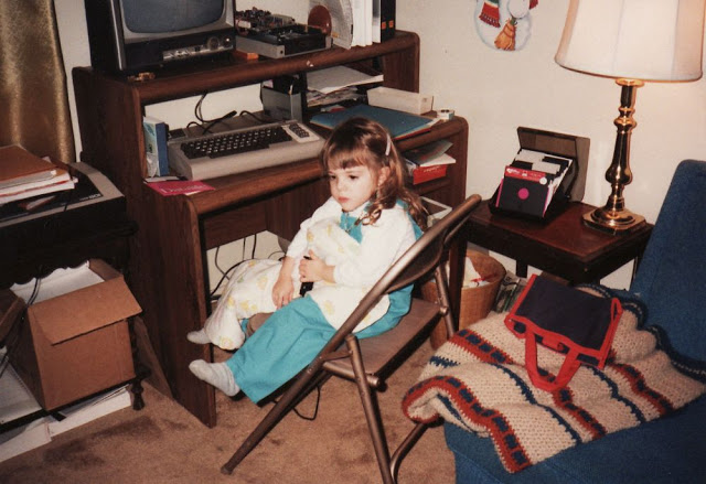 Fotografías de gente con su Commodore 64 en los 80