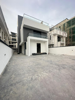 FOR SALE: CONTEMPORARY 5BEDROOM FURNISHED, FULLY DETACHED DUPLEX 