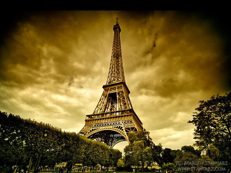 Eiffel Tower Wedding Decorations