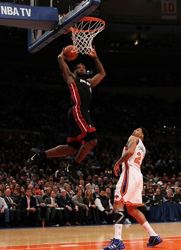 lebron james miami heat dunk. Lebron+james+dunking+2010