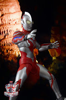 S.H. Figuarts Ultraman Ribut 18