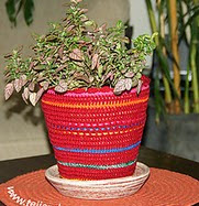 http://www.tejiendoperu.com/crochet/cobertor-para-macetero/