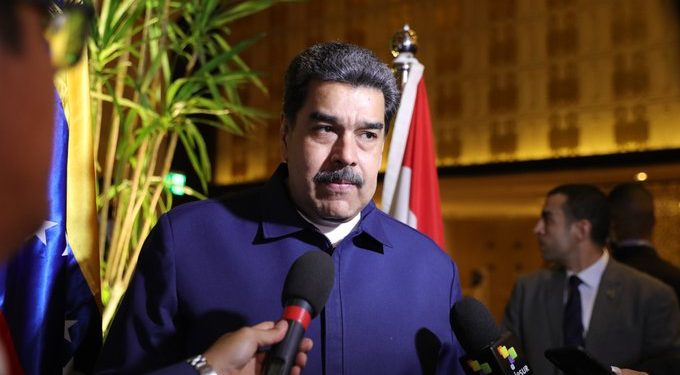 Nicolás Maduro aterrizó en Egipto para participar en la cumbre del Cambio Climático