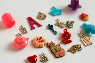 Alice in Wonderland Theme I Spy trinkets by TomToy