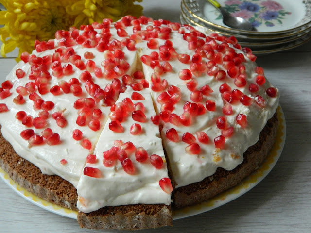 Tarta pufoasa cu fructe