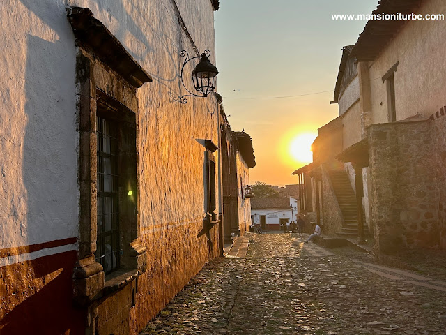 Pátzcuaro es uno de los Pueblos Mágicos más románticos de México