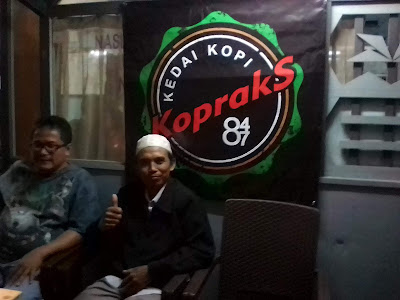 kopraks jagalan malang; kedai kopi kopraks; warung mungil jagalan; warung mungil; alun alun malang; ayodolenrek; kuliner malang; kuliner di malang; koopen; kedai kopi koopen malang; bugarmen kitchen; ayo dolen rek