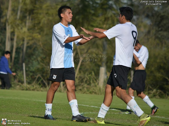 En un partidazo, el Lobito derrotó a Alto Juniors