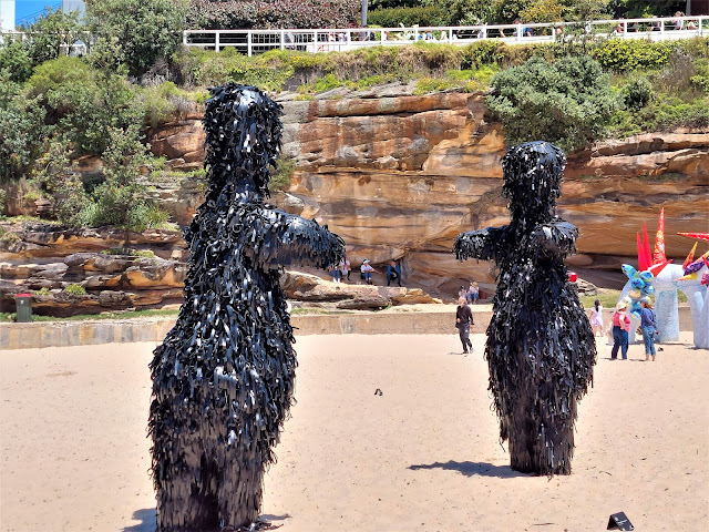 Sculpture by the Sea 2022 | Sculpture by Margaret Sampson