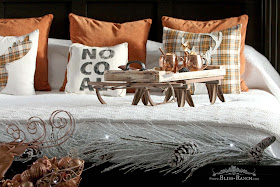 Copper Tone Decorated Christmas Bedroom Bliss-Ranch.com
