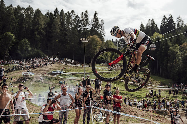 LOS SUIZOS SCHURTER Y NEFF SE IMPONEN EN VAL DI SOLE, ITALIA