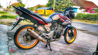 Kumpulan Foto Modifikasi Honda Tiger Revo jari-jari