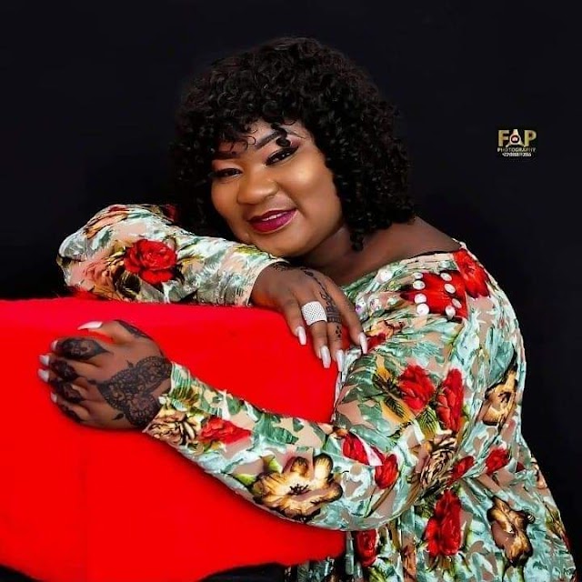 Toyosi Adetunji & Her Glamourous Look