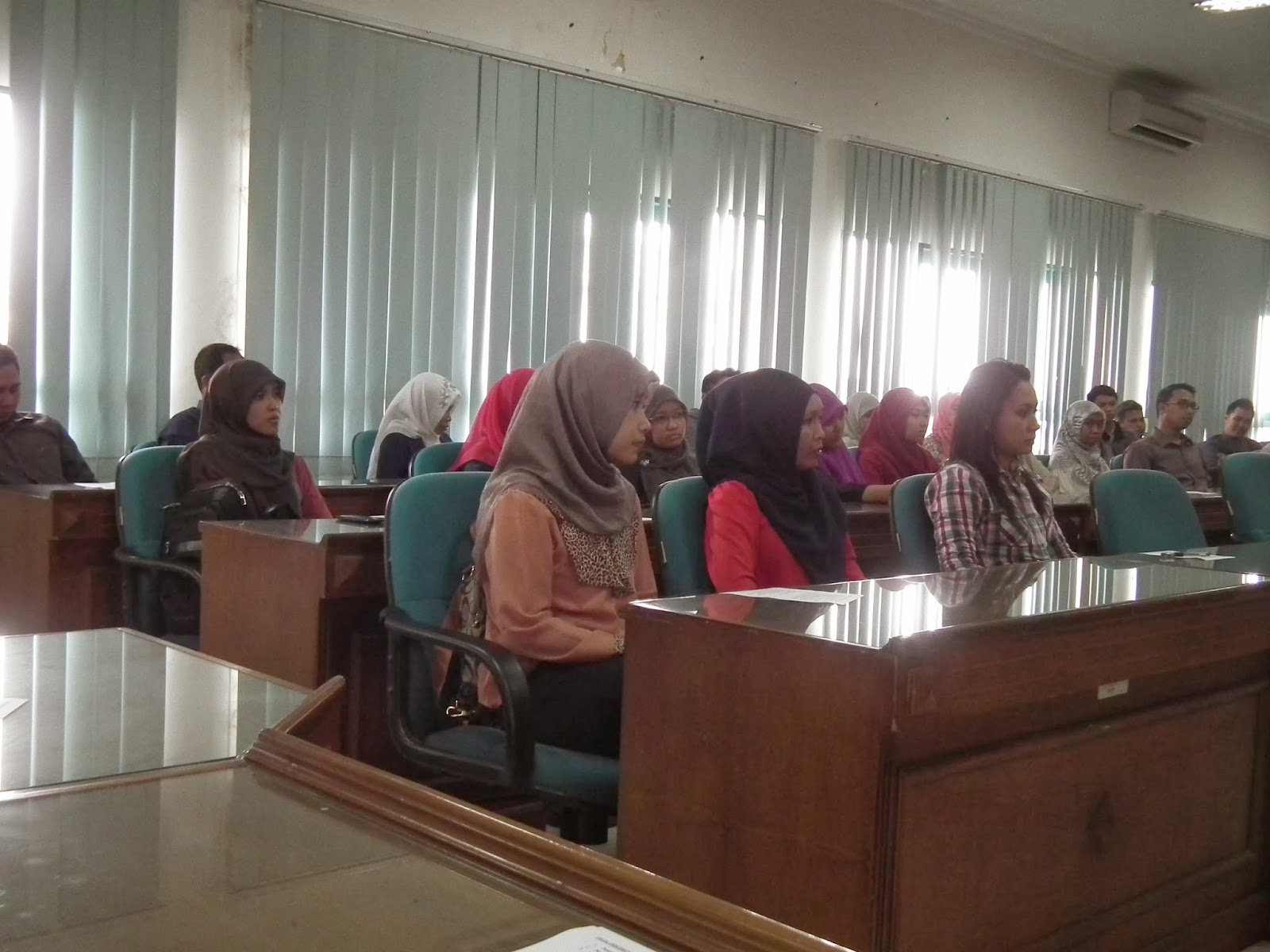 Selain itu para peserta PKPA FH UII juga mendapatkan fasilitas pengajar yang mumpuni dan sesuai dibidangnya masing masing