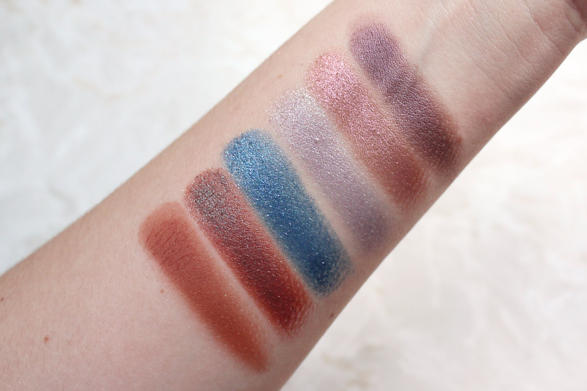 Urban Decay Stoned Vibes Eyeshadow Palette Review & Swatches