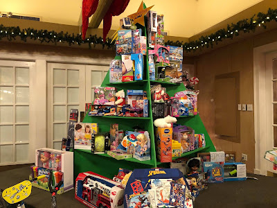 Christmas Tree of Toys