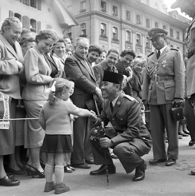 Presiden Sukarno dalam kunjungan ke Swiss Opiniherry
