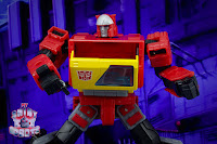 Transformers Kingdom Blaster & Eject 21