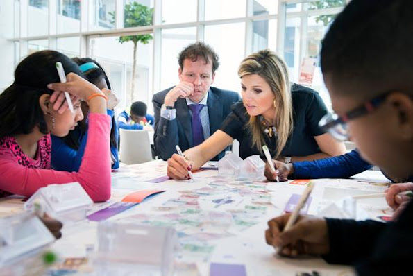 Queen Máxima of The Netherlands attended as the honorary president of platform Wiser in money matters at the Edge in Amsterdam a money-lesson part of the Money Week 2015