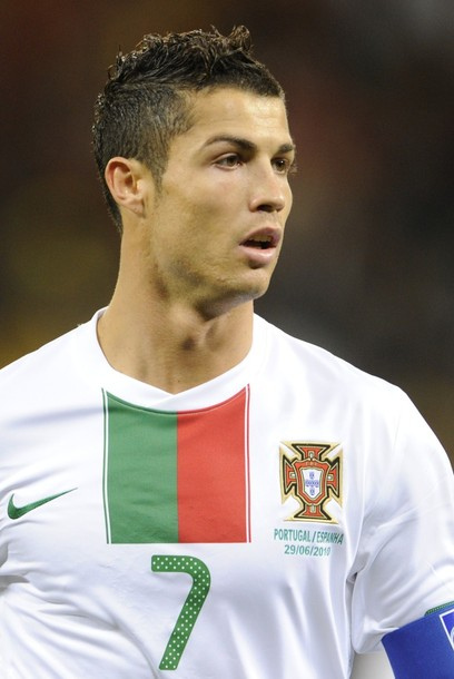 cristiano ronaldo 2011 hair. ronaldo hair 2011. Cristiano Ronaldo Natural Hair