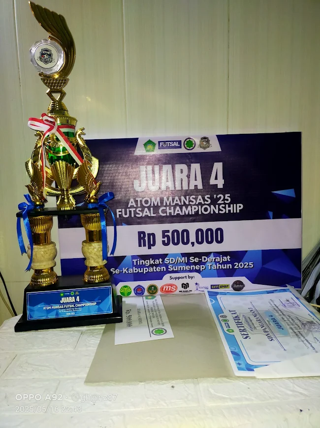 🏆Penerimaan Hadiah Juara 4 Atom Mansas ‘25 Futsal Championship, Bawa Pulang Trofi dan Rp 500.000