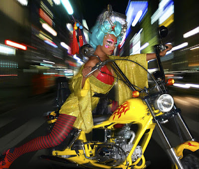 «Топ-модель по-американски», 3 сезон, фотосессия Harajuku Motorcyclists, Ева Пигфорд.