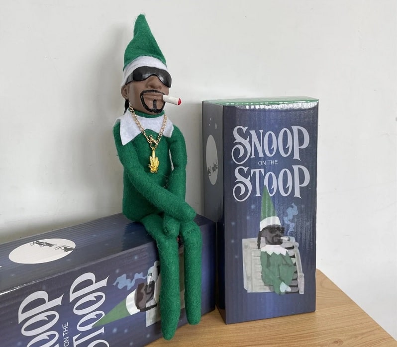 snoop on a stoop elf doll