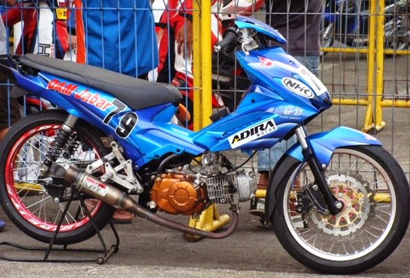 Modifikasi Motor Honda Blade Velg Jari-Jari  Koleksi 