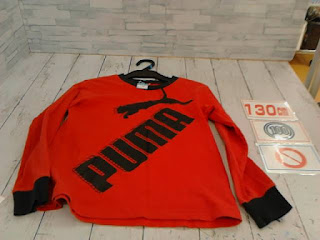 中古品　子供服　１３０㎝　ＰＵＭＡ　赤　プルオーバー　１００円