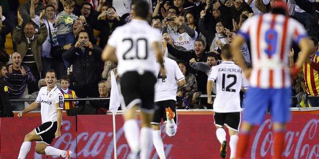 Hasil Pertandingan Valencia vs Atletico Madrid 2-0, 4 Nov 2012