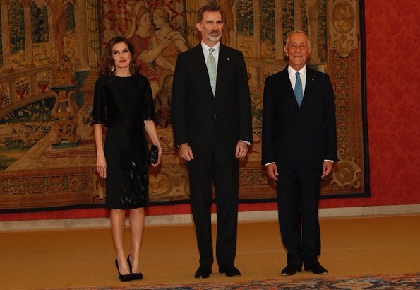 Queen Letizia wore Carolina Herrera Dress from Pre Fall 2015 Collection and carried Nina Ricci clutch bag, Letizia wears Magrit pumps