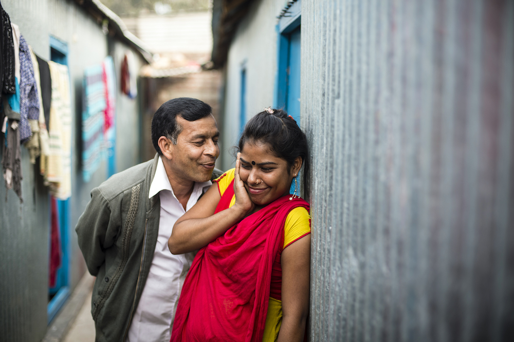 Spine-Tingling Photos Reveal What Life Is Like In A Legal Bangladeshi Brothel