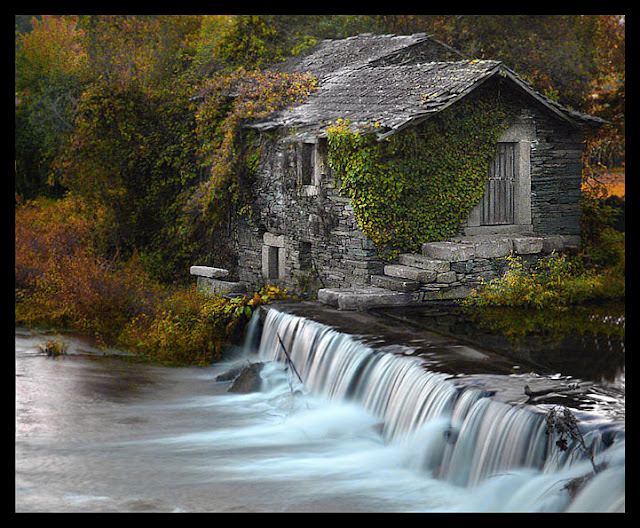 waterfall wallpaper