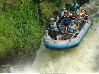 Pacu Adrenaline!! Wisata Arung Jeram Sungai Pakelan Probolinggo