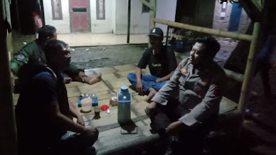 Bhabinkamtibmas Polsek Kopo Polres Serang Himbau Warga Binaannya Giat Dalam Ronda Malam Antisipasi Pencurian