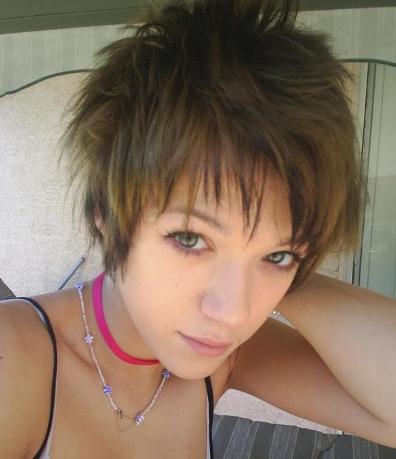 popular emo hairstyles. Short Emo Hair Styles For