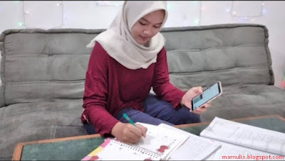 Contoh Teks Eksposisi tentang Pembelajaran Online