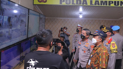 Kapolda Lampung Cek Monitoring Traffic dan Pos Terpadu di Bakauheni