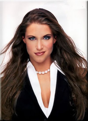 wwe stephanie mcmahon look