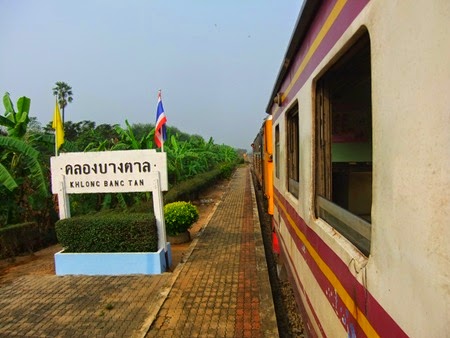 tren Bangkok-Kanchanaburi