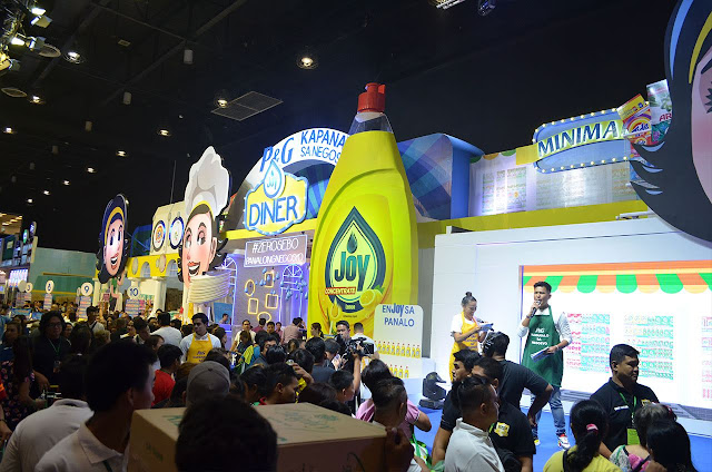 P&G Tradeshow Pavilion 