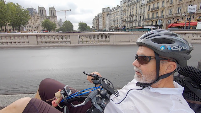 Traversée de Paris à vélo