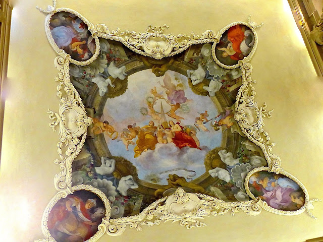 Bologna-Palazzo-Marescotti-Salone-da-Ballo