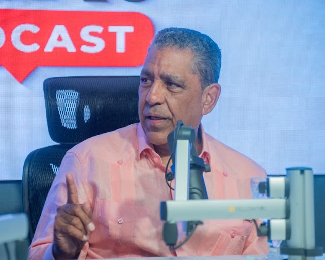 Adriano Espaillat propone Medalla de Oro del Congreso póstuma para Charles B. Rangel