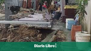 Lluvias derriban una casa e inundan otras en San Cristóbal