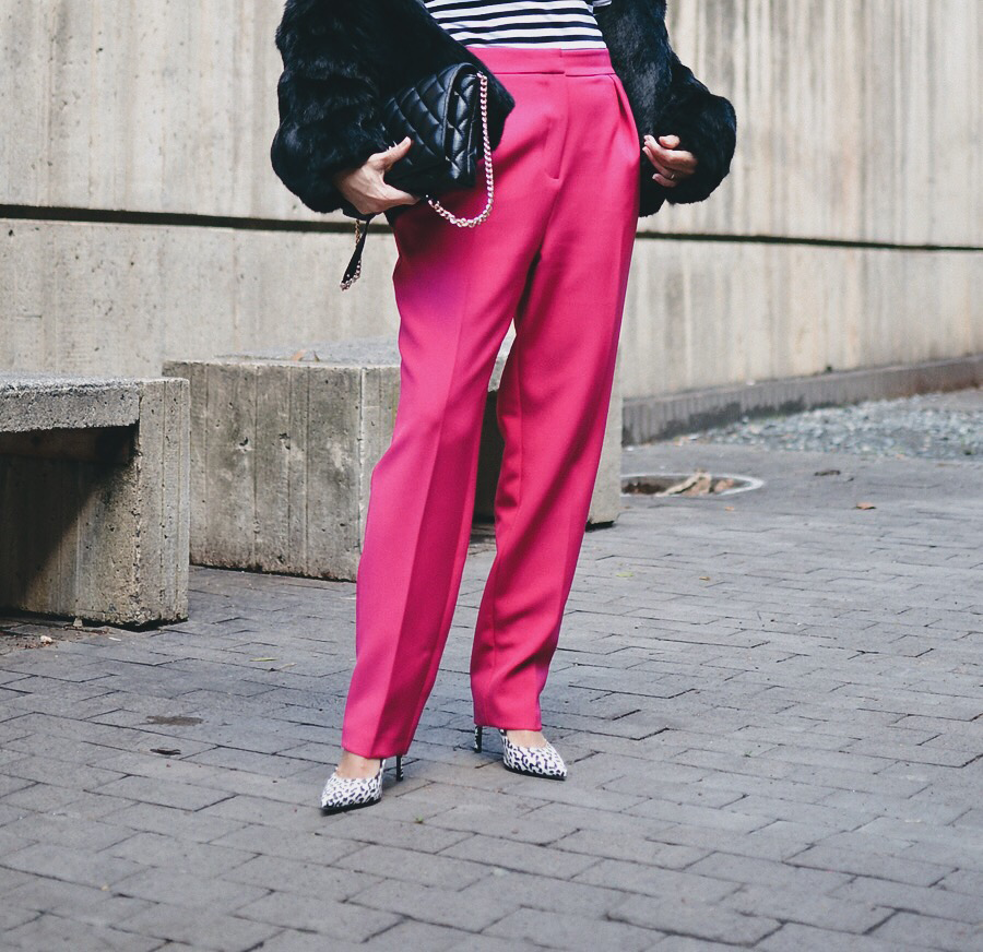 Pink pants street style 
